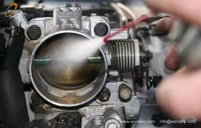 Throttle cleaning (1) تنظيف خنق (1)