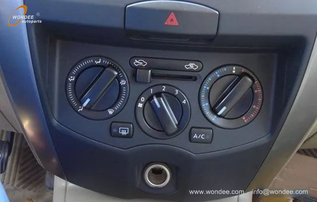 turn off the air conditioning (1) قم بإيقاف تشغيل تكييف الهواء (1)