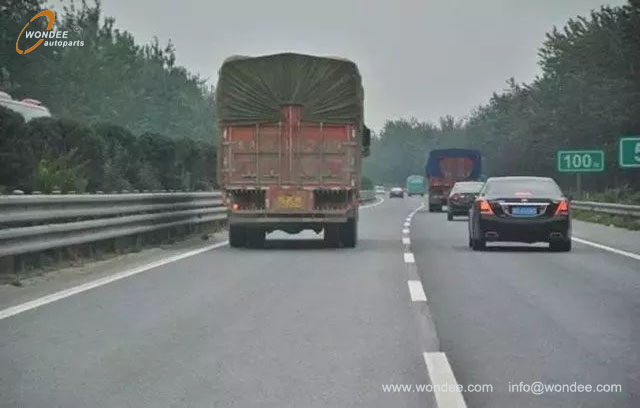 turn signal (1) انعطف إشارة (1)