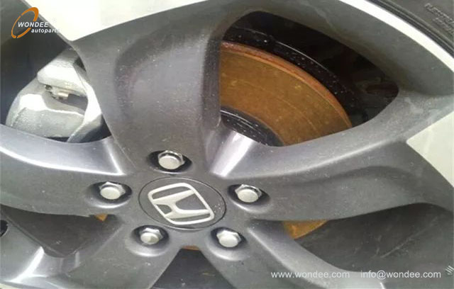 brake discs (1) أقراص الفرامل (1)