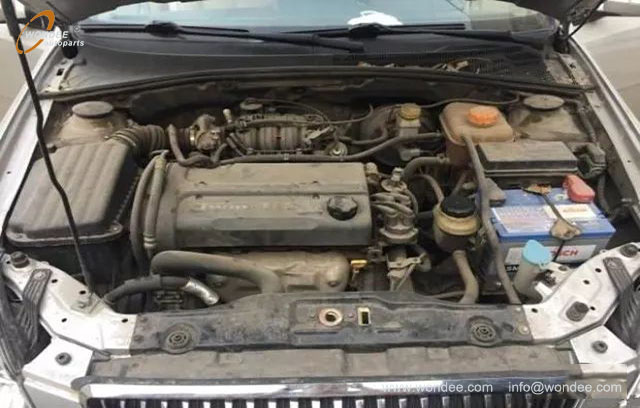 Engine oil (2) زيت المحرك (2)