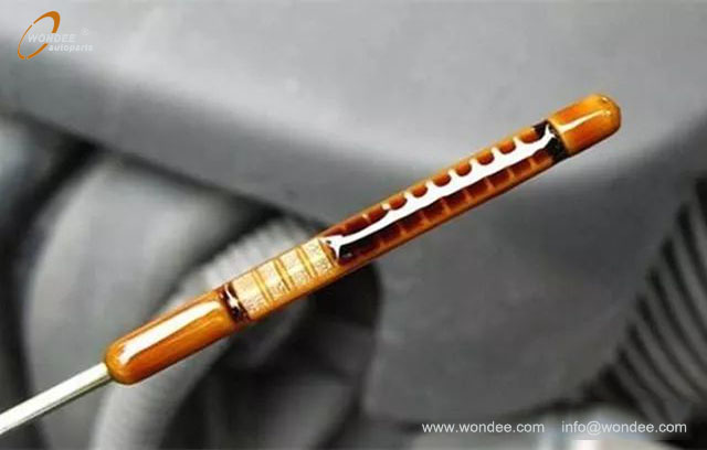 Engine oil (3) زيت المحرك (3)