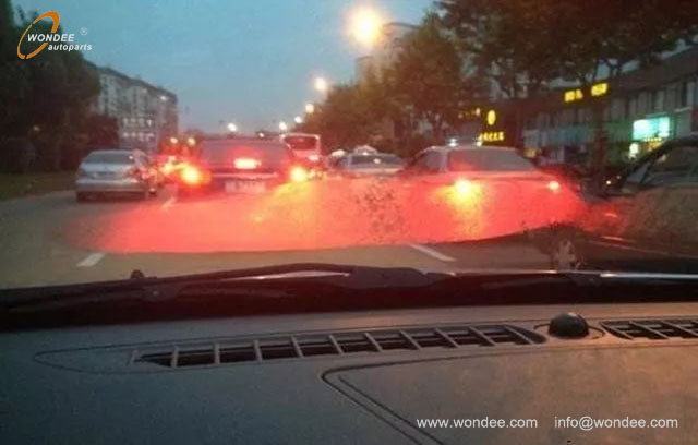 windshield (3) الزجاج الأمامي (3)