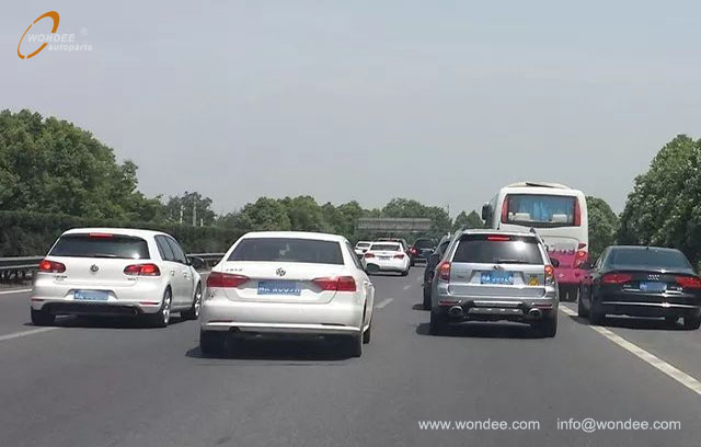 driving behaviors (1) سلوكيات القيادة (1)