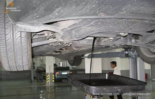 زيت المحرك (2)