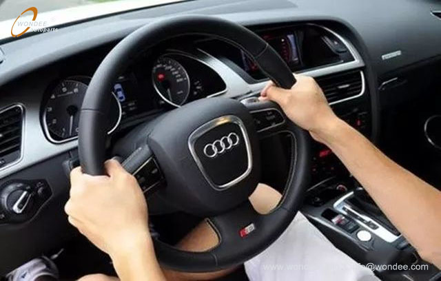 steering wheel (1) عجلة القيادة (1)