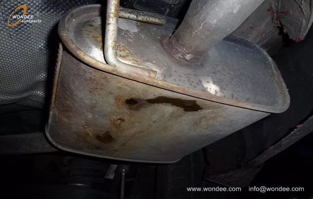 Exhaust Pipe (4) أنبوب العادم (4)