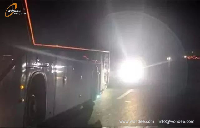 driving behaviors (4) سلوكيات القيادة (4)