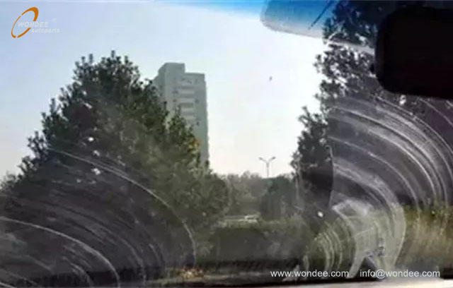 car glass water (3) الماء الزجاجي للسيارة (3)