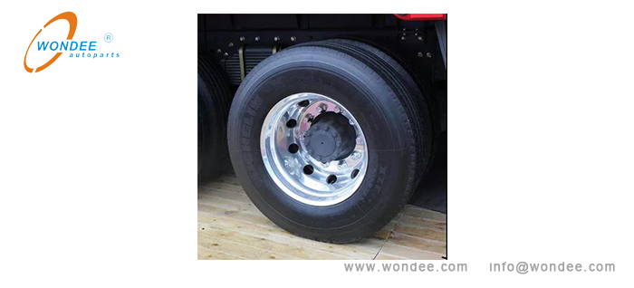 صب طريقة تزوير عجلات سبائك الألومنيوم